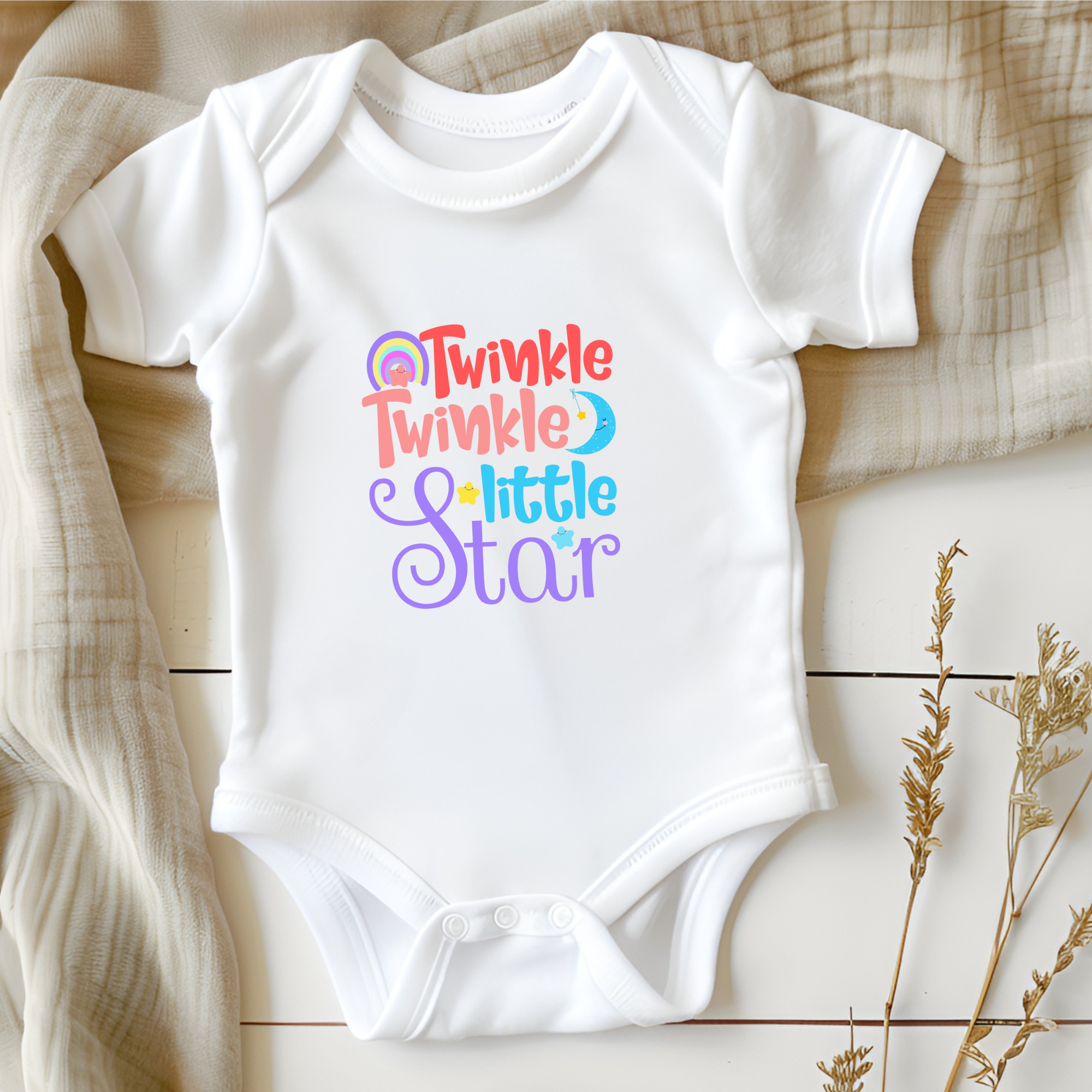 twinkle twinkle little star baby onesie, cute newborn announcement outfit, soft infant bodysuit gift, Mamamuse Studio