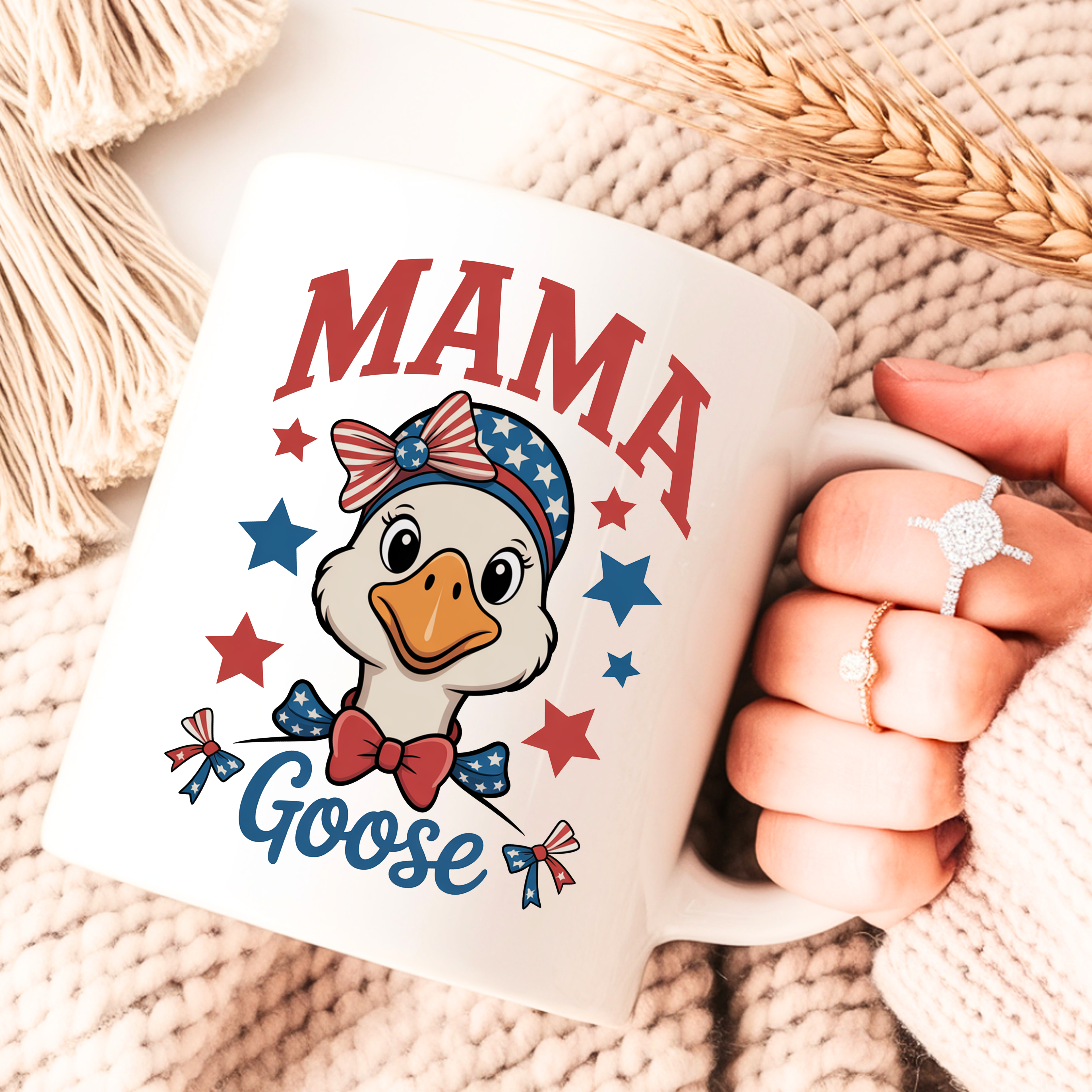 Patriotic Mama Goose mug size guide showing 11oz and 15oz